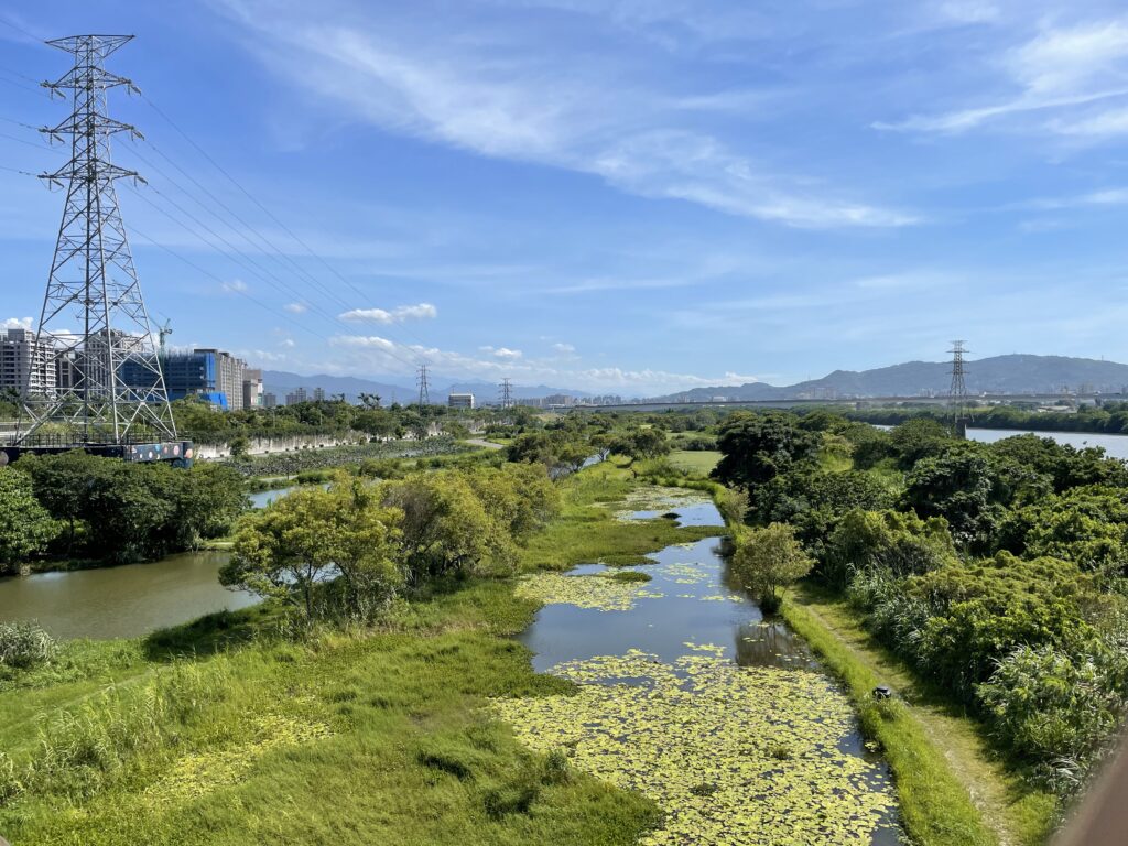 2023新北新月橋: 愜意步行欣賞美景的好地方