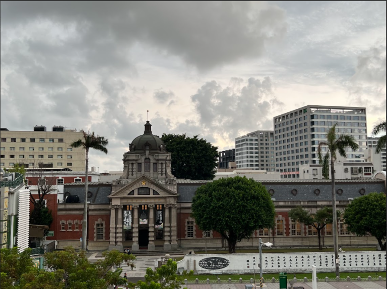 國定古蹟台南地方法院(司法博物館):新舊衝擊的博物館